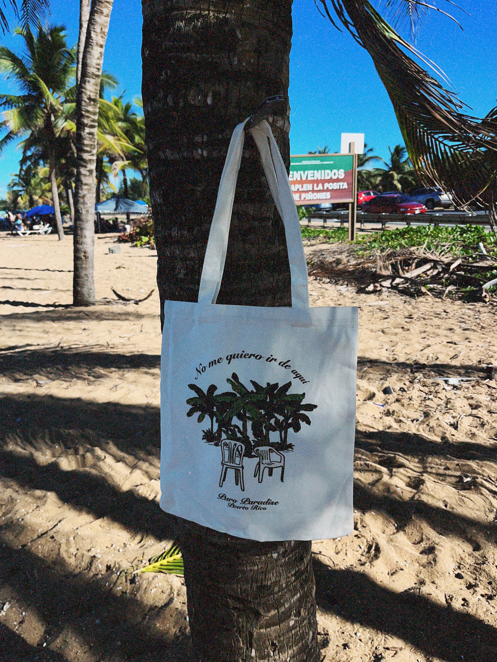 No Me Quiero Ir De Aquí Tote Bag