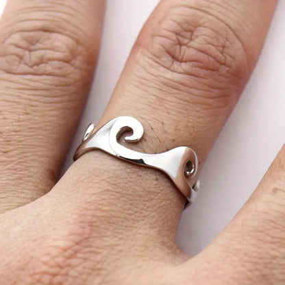 In Waves Ring