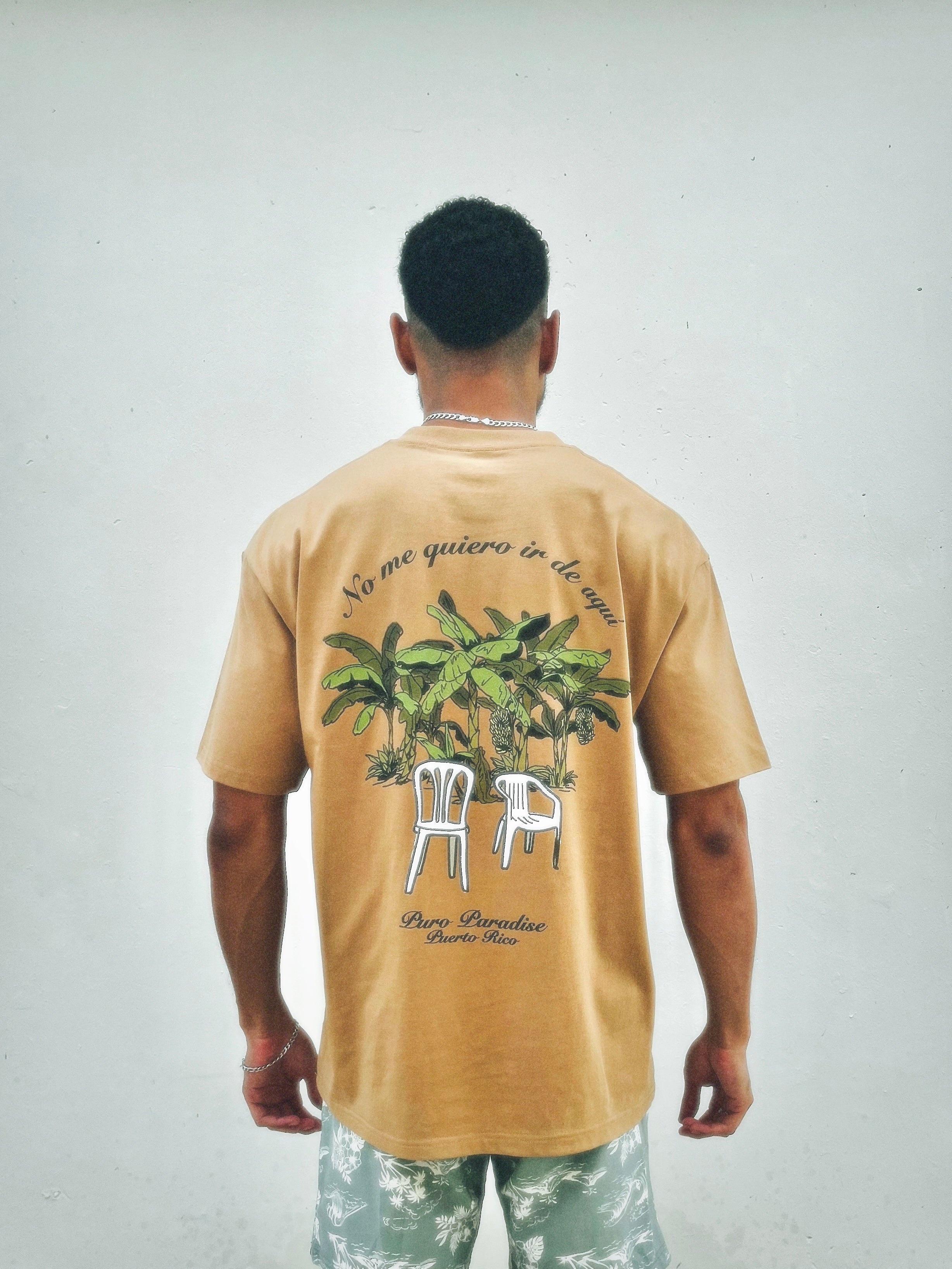 No Me Quiero Ir De Aquí Tee