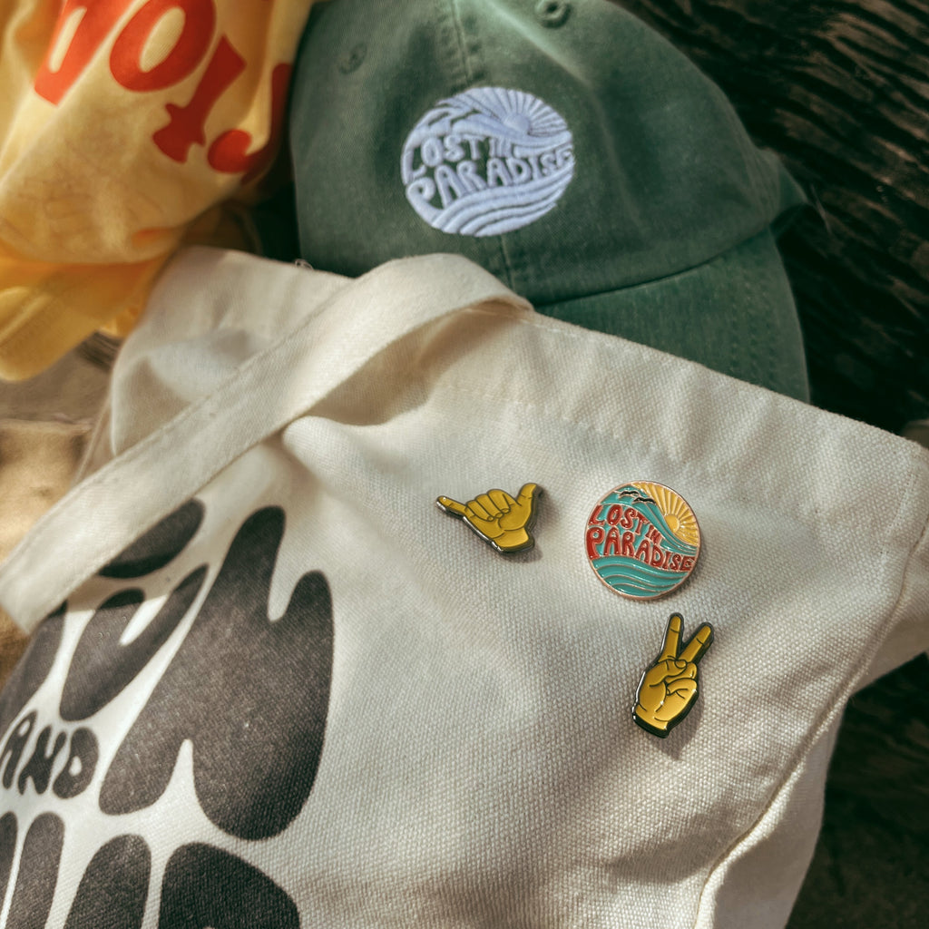 Puerto Rico, Puro Paradise, lapel pin, metal pin, pin, shaka hand, hang loose